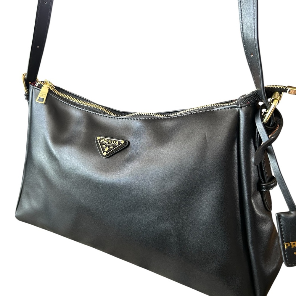 Black Leather Shoulder Bag - Picture 3 of 14